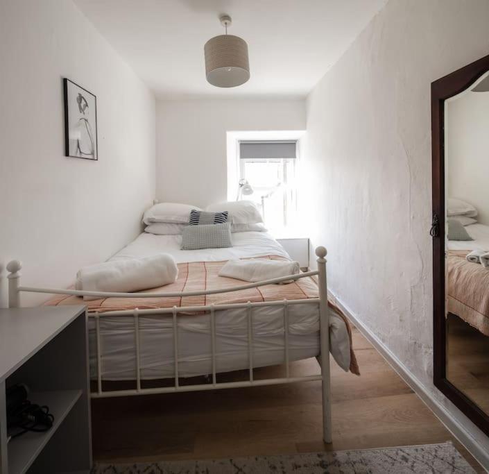 Charming Near Beach! Vakantiehuis